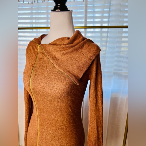 NWT Bodycon Dress Asymmetric Zip Up Design Collar Sz M Camel Color - Picture 2 of 13